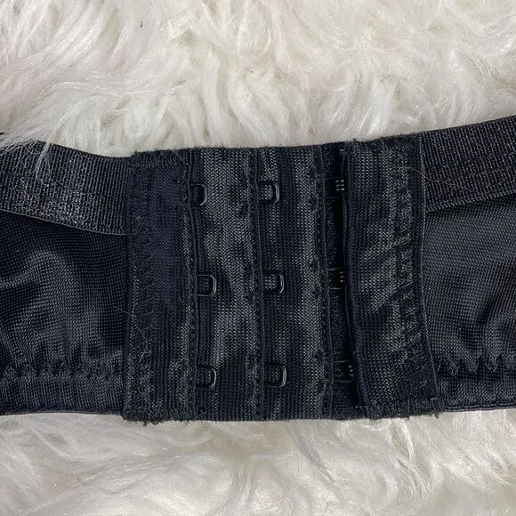 Avenue Body Bra Back 3 Hook Closure Umderwire Size 46B, Black - Picture 7 of 11